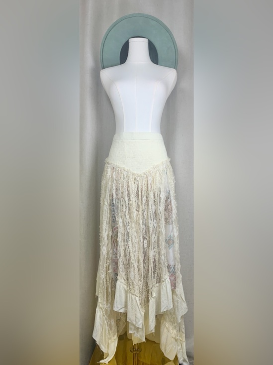 POL Dresses & Skirts - POL Boho Lace Maxi Skirt L Ivory Floral Lace Ruffle Multicolor Lining